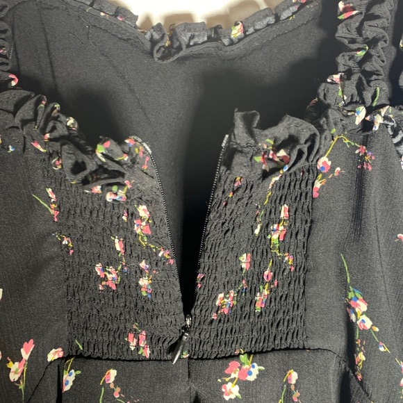 LULUS ruffle detail floral skater dress - Picture 4 of 4